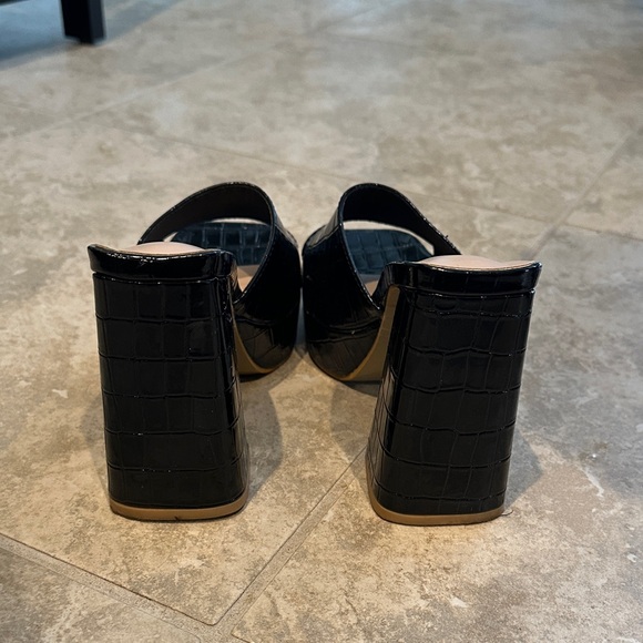 SHEIN Elegant Black Croc-Embossed Women's Heels - Picture 3 of 6